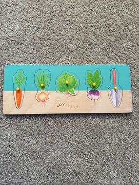 Lovevery Wooden Garden Peg Puzzle - Turquoise and Natural